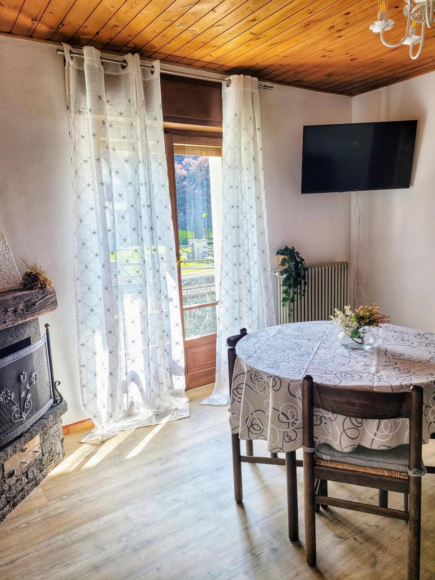 Casa Pepe Con Parcheggio Appartement Malesco Buitenkant foto